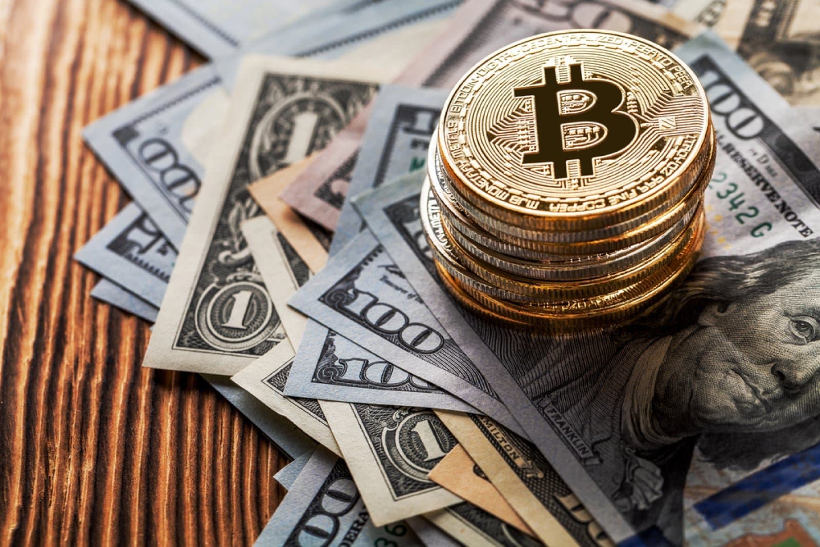Fridays See Bitcoin Dips Averaging Over 1 Percent, Data Reveals