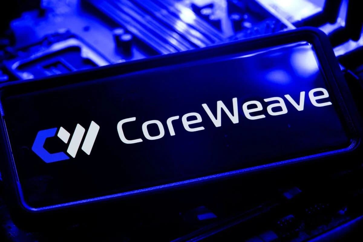 CoreWeave Shares Drop Over 11% Following Analyst Downgrades and Earnings Miss