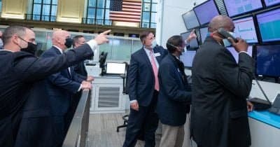 Chip Stocks Fall Deep as Nasdaq Dips, Weighing on Bitcoin Miners