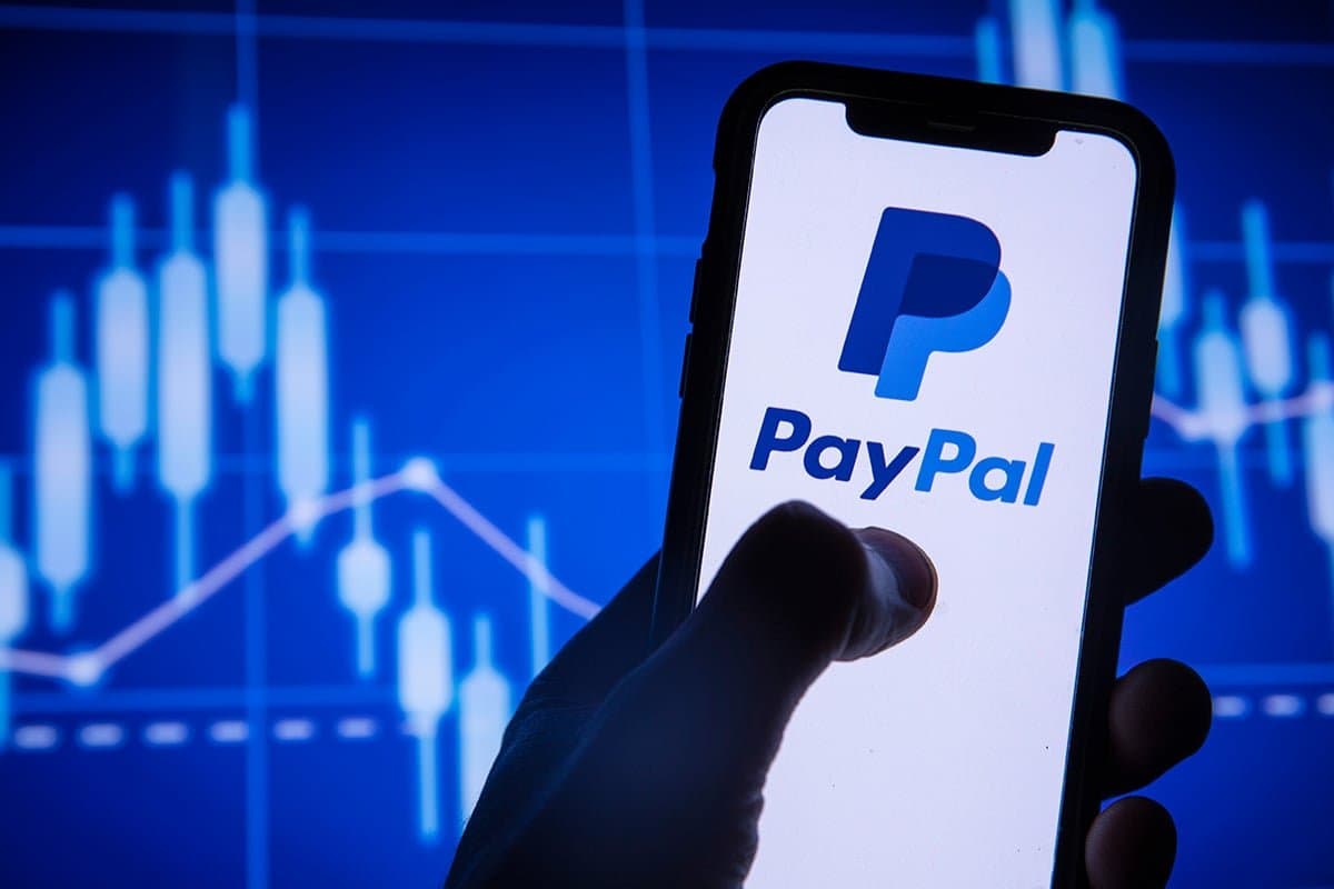 PayPal Shares Climb After Strong Q2 Results and Open Door for Acquisition Talks