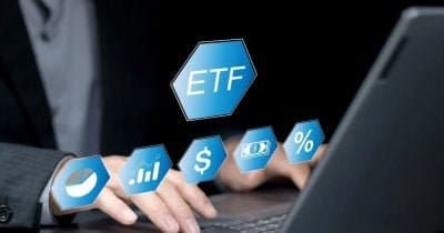 Bitcoin ETFs Withdraw $11.6 Million While Ethereum Funds See $9.2 Million Inflow