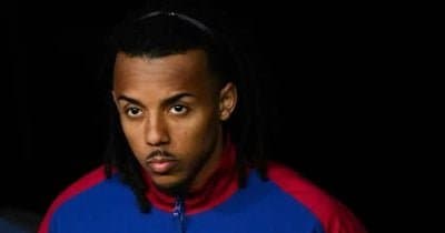 Tottenham Rules Out Move for Jules Koundé Amid Persistent Transfer Rumors
