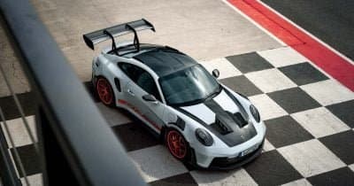 Porsche Plans to Cut Nearly 40% of German Staff by 2035 Amid Profit Collapse