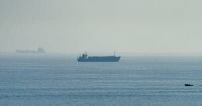 Iran Claims Full Authority Over Hormuz, Raising Alarm on Global Oil Routes