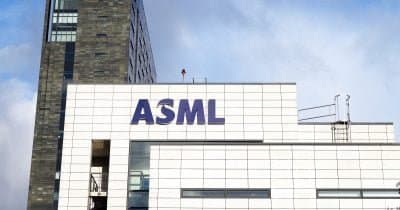 China Launches Domestic Chipmaking Machines, Challenging ASML’s Market Hold