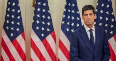 Fed Chair Warsh Holds Rates but Hawkish Talk Tightens Markets
