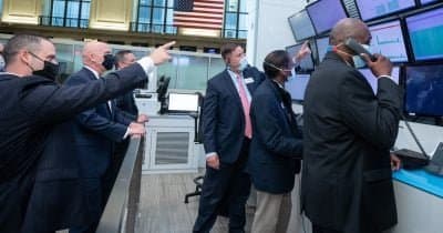 Retail Momentum Stocks Plunge Over 25% in July as Traders Face Sharp Losses