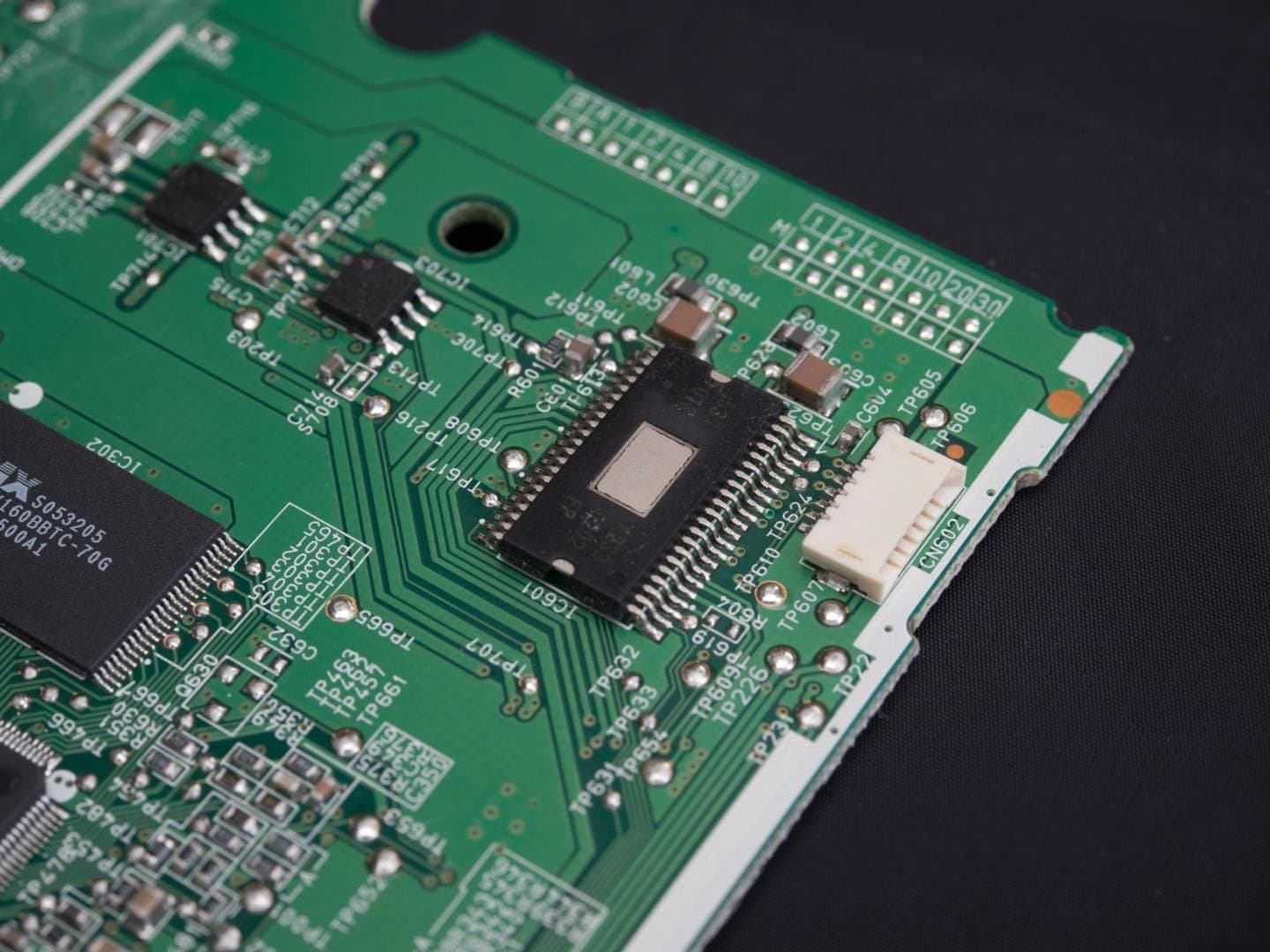 Crypto Markets Hold Steady Despite Samsung's Massive Chip Profit Surge