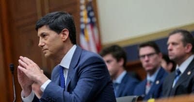 Fed Holds Rates Steady, Sparking Selloff in Long-Term Treasuries and Shifting Market Expectations